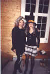 Halloween2002_11.jpg (105820 bytes)